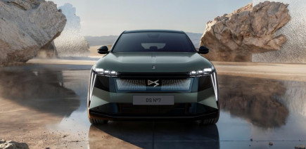 Prix du nouveau DS N°7 en France : à partir de 43 900 €, des tarifs vraiment premium ?