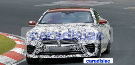 Pour les amoureux des belles carrosseries, la BMW Speedtop poursuit ses essais sur le circuit du Nürburgring avant sa commercialisation.