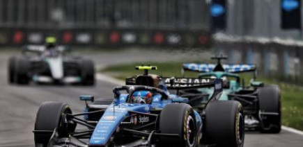 Sainz est 'mitigé' malgré une neuvième place pour Williams F1 au Canada