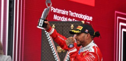 Vasseur loue un week-end 'encourageant' pour Ferrari et 'complet' pour Hamilton