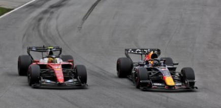 Verstappen est heureux de 'se battre à l'avant' du peloton et de signer un podium