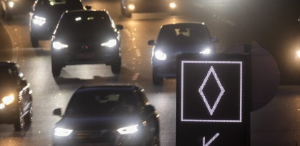 Pourquoi les automobilistes utilisant les nouvelles voies de covoiturage autour de Paris roulent plus vite que les autres