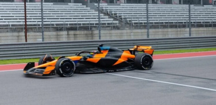 Leonardo Fornaroli poursuit sa préparation vers la Formule 1 avec McLaren