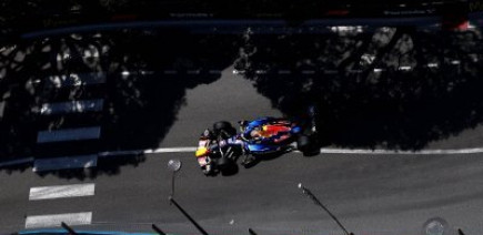 Désastre pour Verstappen au départ à Monaco, l'abandon dès le 1er tour