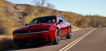 Dodge Charger Daytona : la seule sportive électrique américaine arrive enfin en Europe
