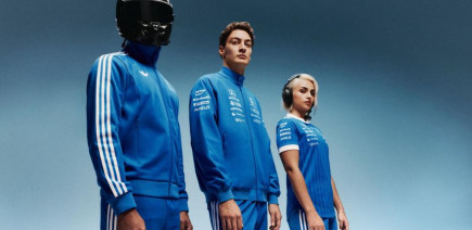 Mercedes dévoile sa collection capsule « Blue Wonder » avec George Russell et Kimi Antonelli