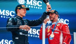 Russell freiné par une bévue de Mercedes à Barcelone