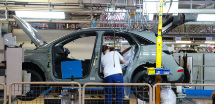 Appels à la grève et malaises : les usines automobiles en surchauffe en raison de la canicule