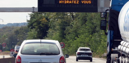 Pourquoi quand la canicule s’emballe, le capteur de température de votre voiture s’affole encore plus ?