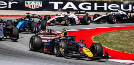 Helmut Marko encense Isack Hadjar et Arvid Lindblad, mais Liam Lawson est sous pression