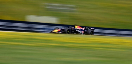 Max Verstappen prédit que Silverstone remettra en lumière les limites des F1 2026