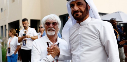 Quand Ecclestone assure le SAV des moteurs V8 pour la FIA