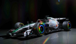 McLaren retrouve ses couleurs historiques à Silverstone !