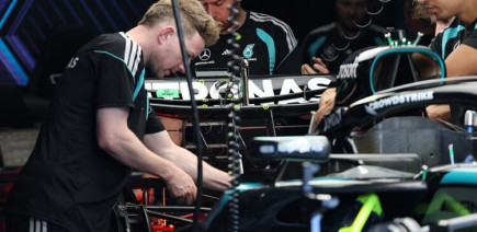 Mercedes refuse d’améliorer son moteur et piège délibérément Red Bull