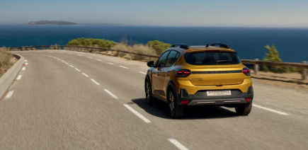 La Dacia Sandero hybride débarque enfin : vraiment la voiture hybride la moins chère du marché ?