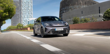 Nouvelle Cupra Raval : la petite batterie de 37 kWh est disponible, son prix s'approche des 25 000 €