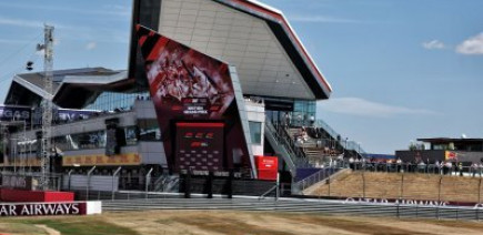 A quelle heure se déroulent les Essais Libres 1 et les Qualifs Sprint ce vendredi?