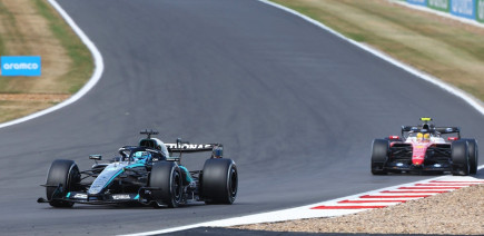 Hamilton s'interroge sur son arrêt sous Safety Car : "Je ne l'aurais pas fait"