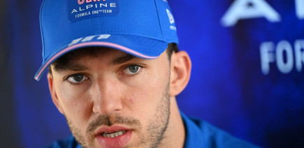 Gasly commence à s'agacer de la lenteur d'Alpine : "Ça devient ennuyeux"