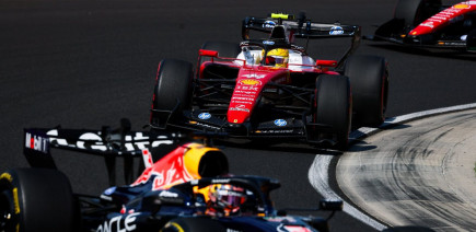 Hamilton pointe du doigt Ferrari après le GP de Hongrie