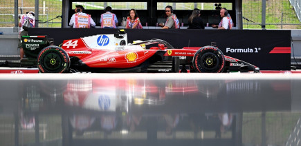 Hamilton ne comprend pas pourquoi Ferrari l'a arrêté en fin de course