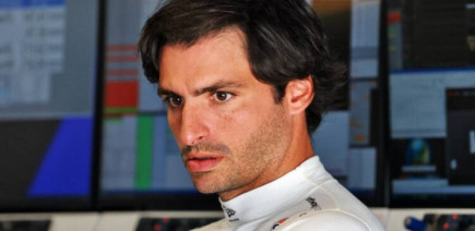 Carlos Sainz répond sèchement à Piastri après leur accrochage