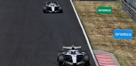'On oublie à quel point l'équipe est jeune' : Lowdon rappelle les défis relevés par Cadillac F1