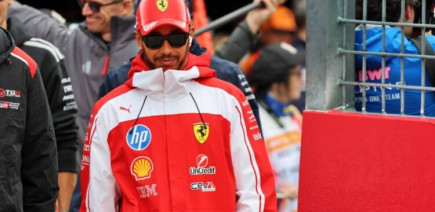 Lewis Hamilton révèle le rôle inattendu du karaté dans sa carrière en Formule 1