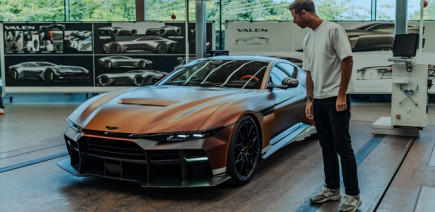 La nouvelle Aston Martin Valen fait un peu peur et c’est sans doute le but