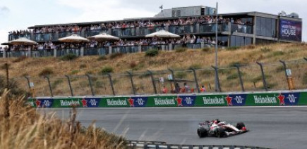 A quelle heure sera donné le départ de la course ce dimanche?