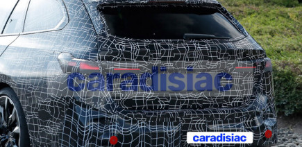 Chez BMW la famille Série 5 va se convertir au style « Neue Klasse » grâce à un restylage qui concernera la carrosserie, mais aussi l’habitacle.