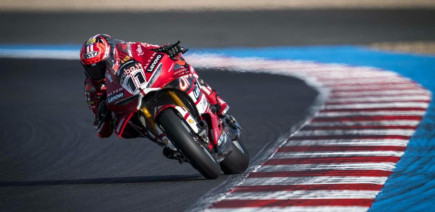 WSBK Magny-Cours : Le classement final de la Course Superpole, Bulega intraitable, drame dans le dernier tour