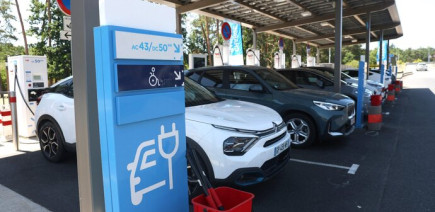 Véhicules électriques : est-ce enfin le moment de tourner la page du moteur thermique ?
