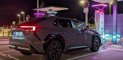 Supertest Subaru Solterra 2026 : ses progrès suffisent-ils enfin pour voyager sereinement ?