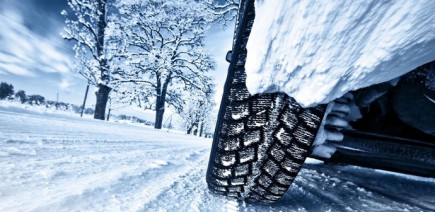 Pneus hiver : le TCS alerte sur 9 modèles dangereux à éviter absolument !