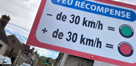 Peut-on griller un feu rouge « récompense » lorsque ce dernier dysfonctionne ? Pas si simple