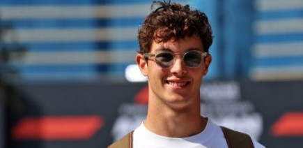 Bearman a 'beaucoup appris' avec Ocon et se sent prêt à le remplacer comme leader chez Haas F1