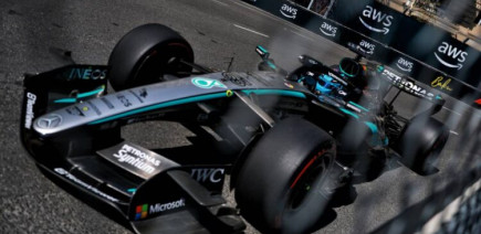 Russell écrase la concurrence à Bakou en EL2, Antonelli complète le doublé Mercedes