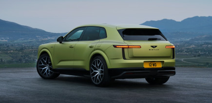 Bentley dévoile enfin sa première voiture électrique, le SUV Torcal