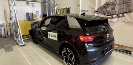 Après un accident, ce scanner permet de vérifier l’état d’une batterie de voiture électrique sans la démonter