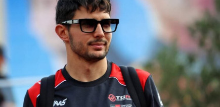 Esteban Ocon explose après son élimination à Bakou : "C'est toujours pour ma gueule"