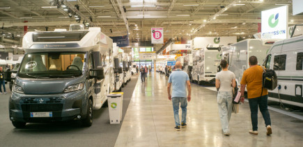 Autonomie rallongée, technologie renforcée et caravanes déringardisées : les tendances du salon du véhicule de loisirs 2026