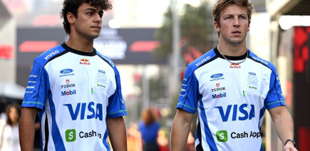 Lawson ne comprend pas le verdict des commissaires, Lindblad pointe Ocon du doigt
