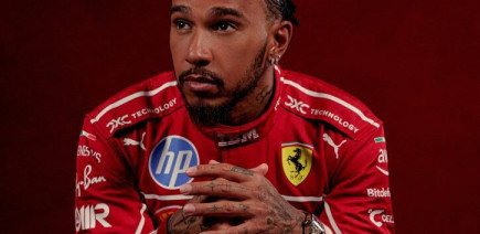 Les critiques de Lewis Hamilton divisent Ferrari