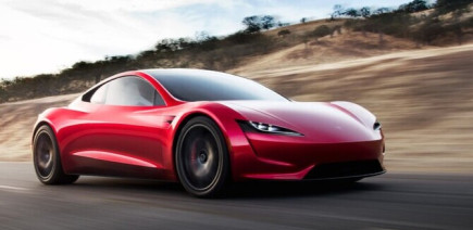 Le lancement de la Tesla Roadster à nouveau reporté