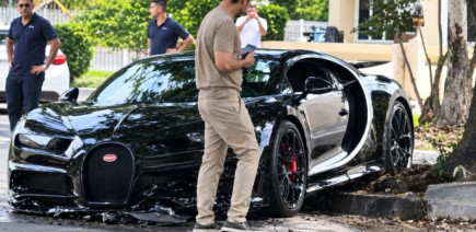 Quelqu'un va probablement devoir payer une fortune après avoir fait une bêtise en Bugatti Chiron
