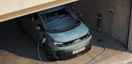 Satisfaction, utilisation, recharge : découvrez ce que révèle cette étude sur les conducteurs de voitures électriques
