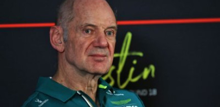 Newey répond après avoir été accusé par Horner d'avoir voulu abandonner Red Bull