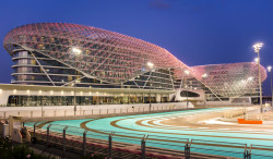 La F1 maintient ses GP au Moyen-Orient pendant que les États-Unis évacuent leur personnel diplomatique