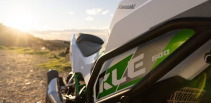 Permis A2 : Kawasaki pourrait préparer un nouveau trail de 650 cm³ pour 2027